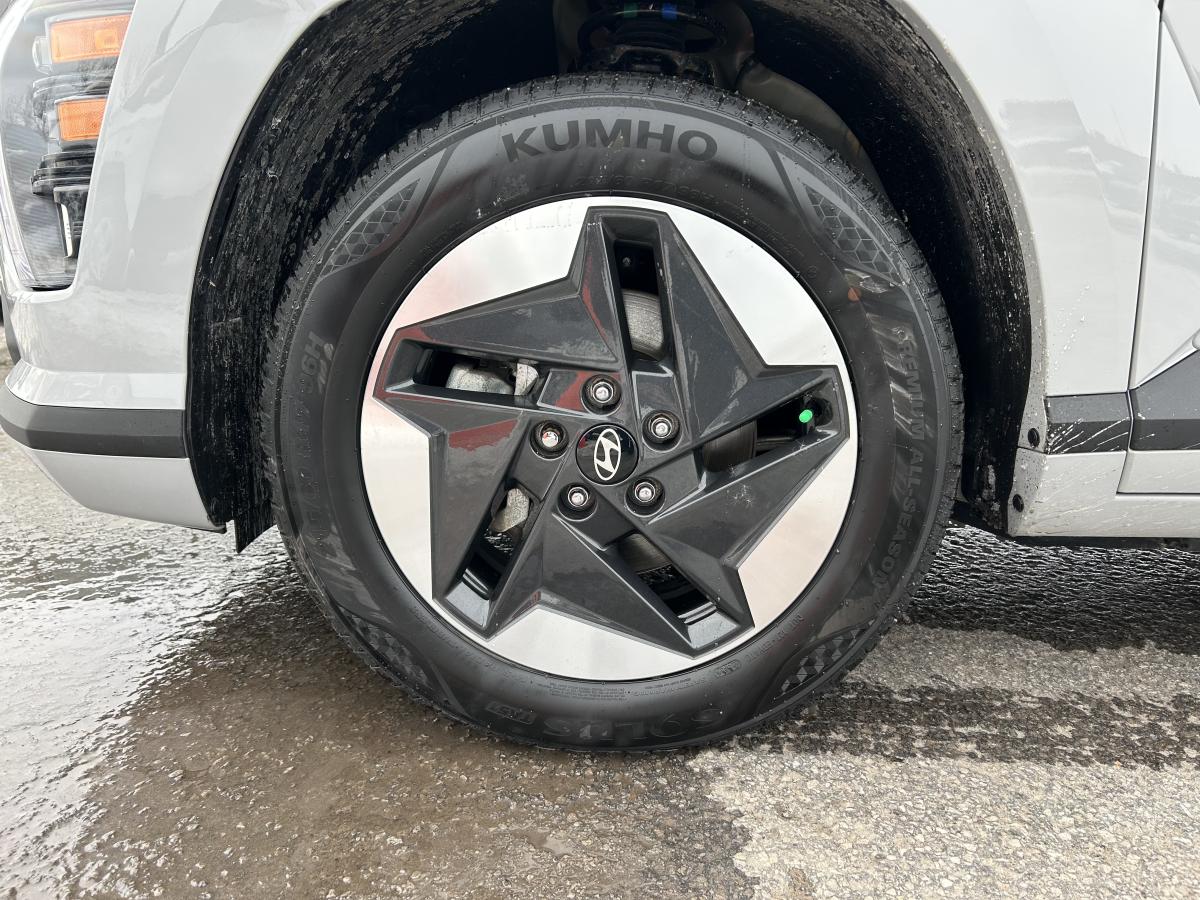 2025 Hyundai Kona Electric - Image 9