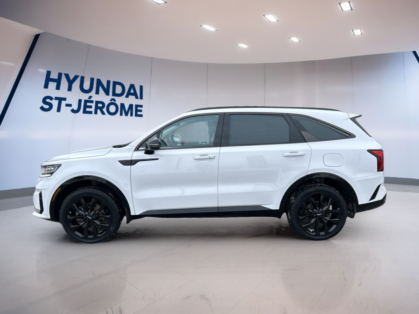 2023 Kia Sorento - Image 8