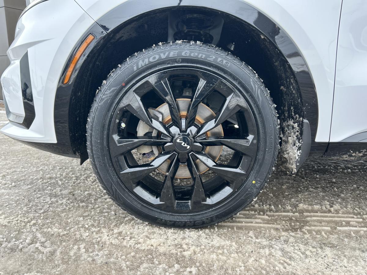 2023 Kia Sorento - Image 9