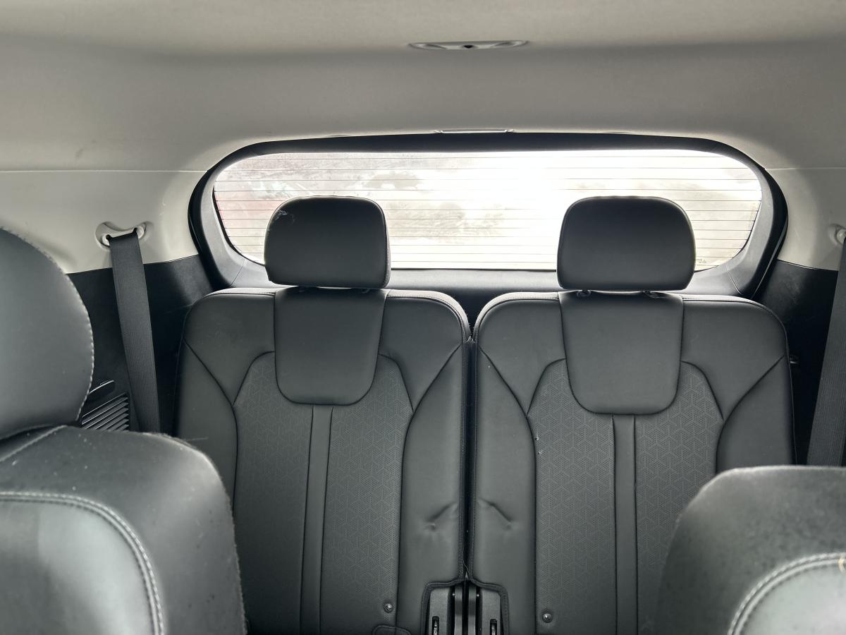 2023 Kia Sorento - Image 19