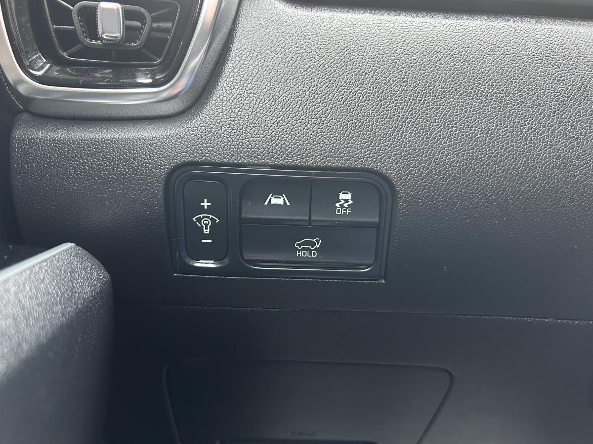 2023 Kia Sorento - Image 26