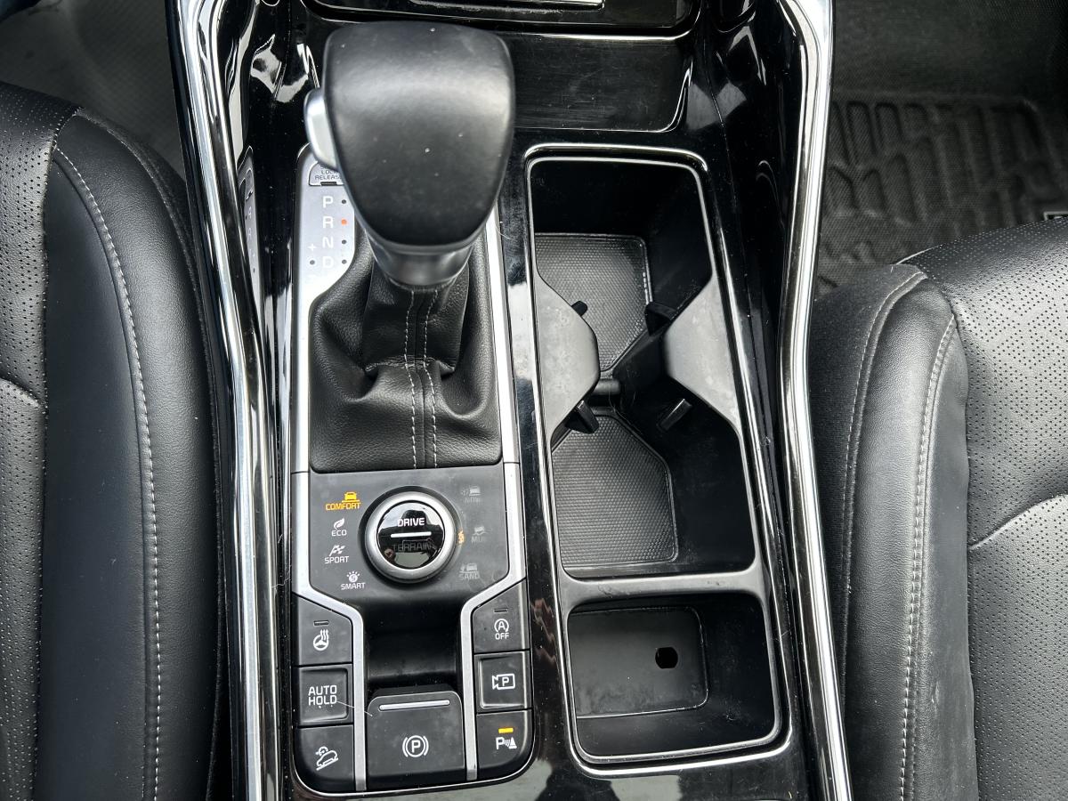 2023 Kia Sorento - Image 29