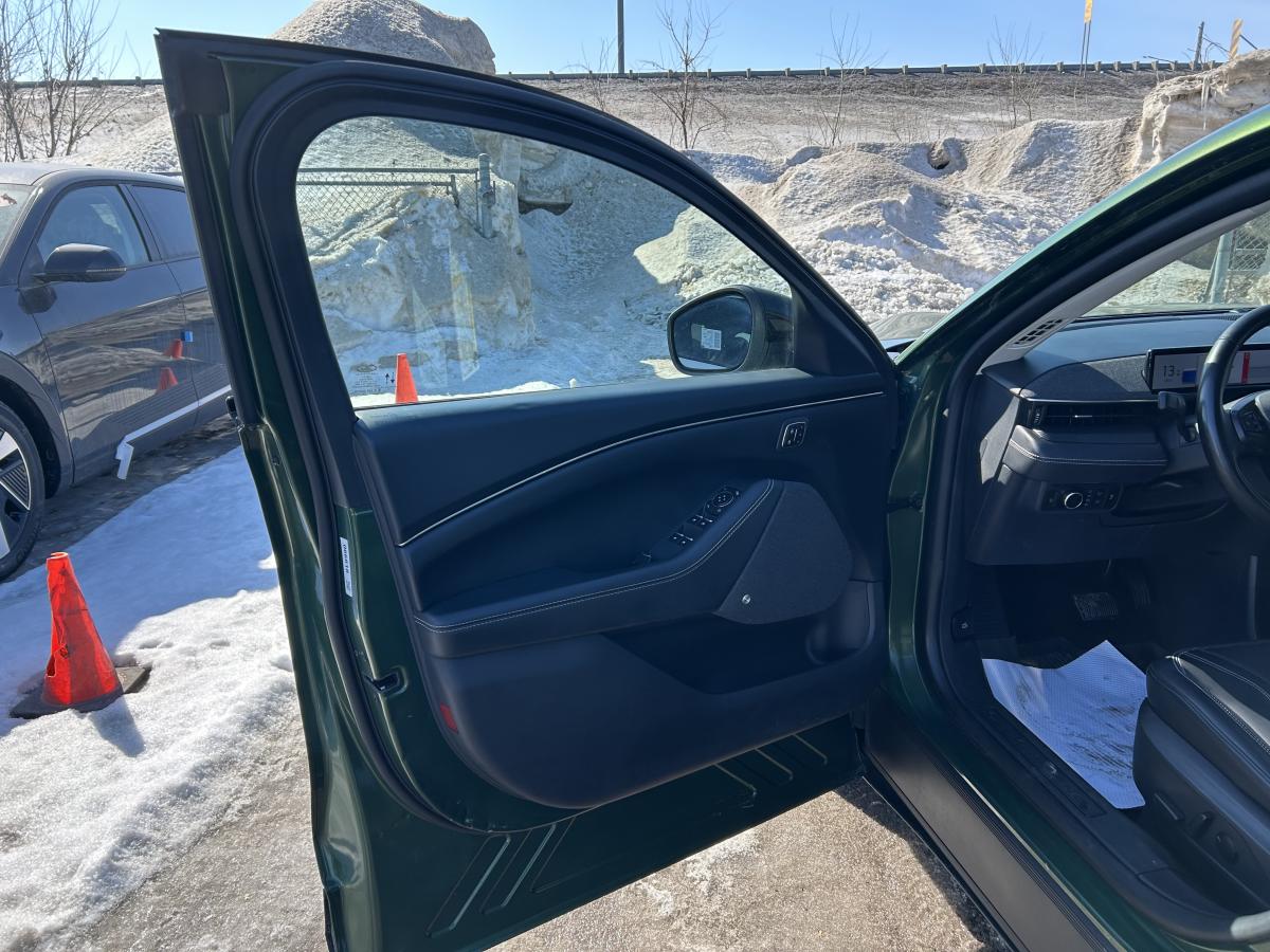 2024 Ford Mustang Mach-E - Image 14