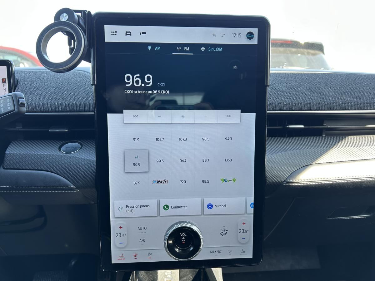 2024 Ford Mustang Mach-E - Image 27