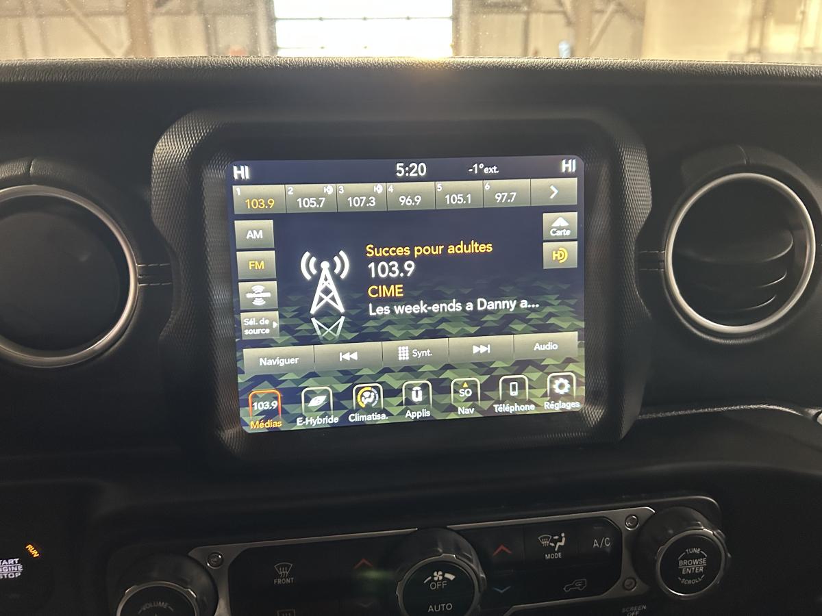 2021 Jeep Wrangler 4xe - Image 23