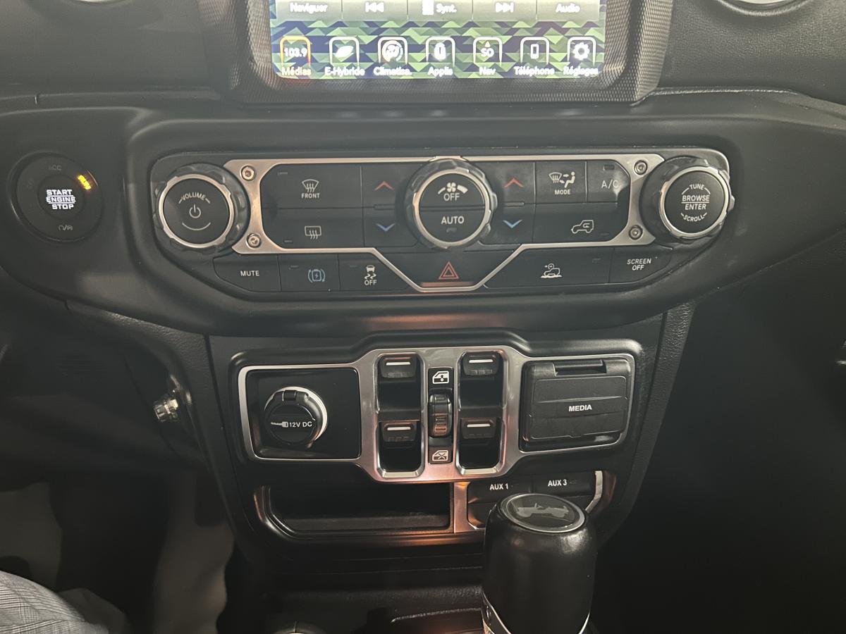 2021 Jeep Wrangler 4xe - Image 25