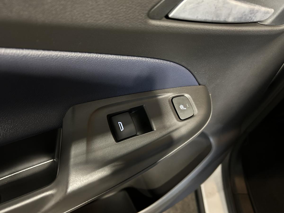 2022 Chevrolet Bolt EUV - Image 18