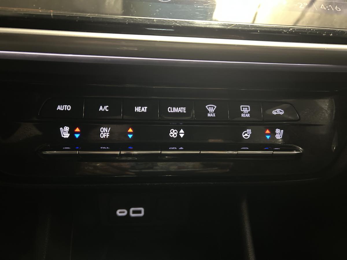 2022 Chevrolet Bolt EUV - Image 27