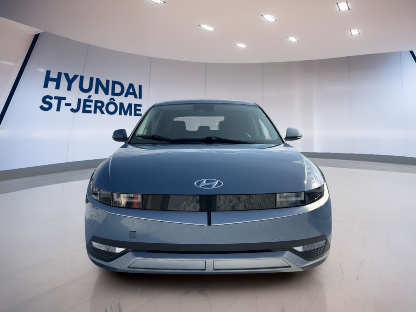 2022 Hyundai IONIQ 5 - Image 2