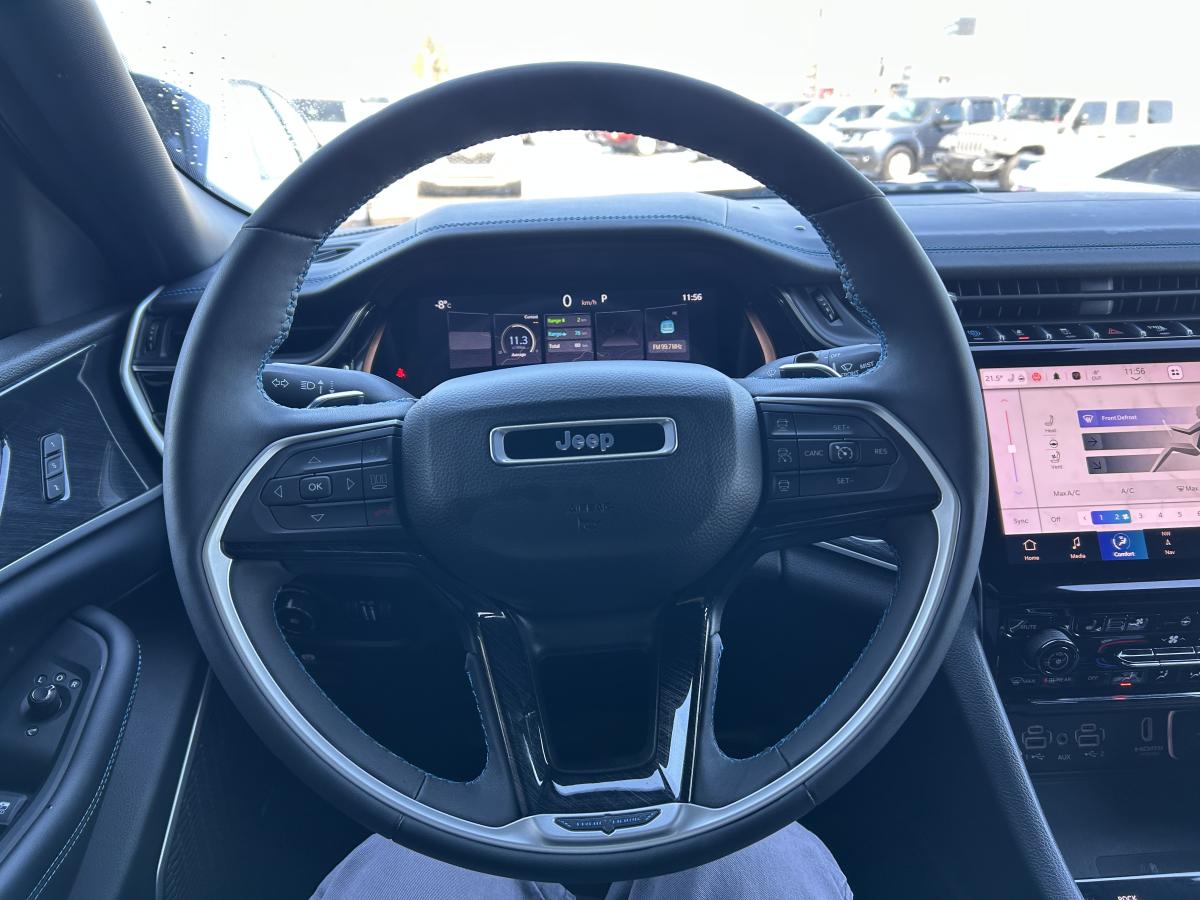 2022 Jeep Grand Cherokee 4xe - Image 24