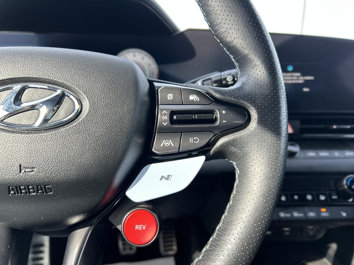 2023 Hyundai Elantra N - Image 22