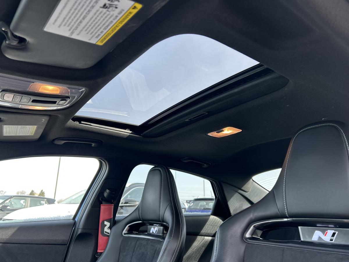 2023 Hyundai Elantra N - Image 26