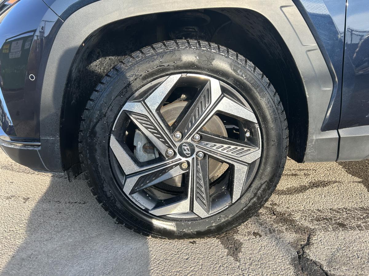 2023 Hyundai Tucson Hybrid - Image 9