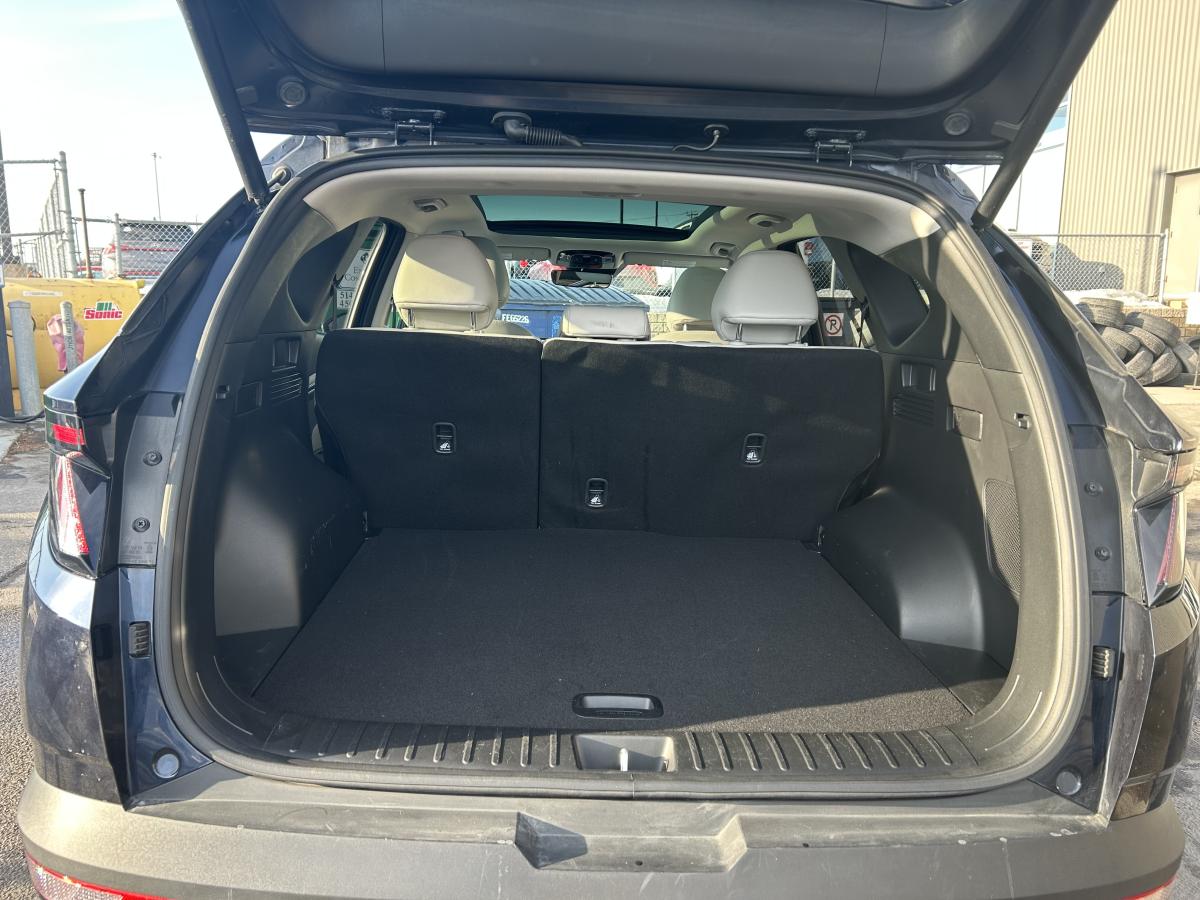 2023 Hyundai Tucson Hybrid - Image 22