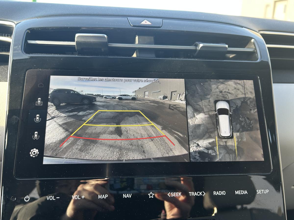 2023 Hyundai Tucson Hybrid - Image 30