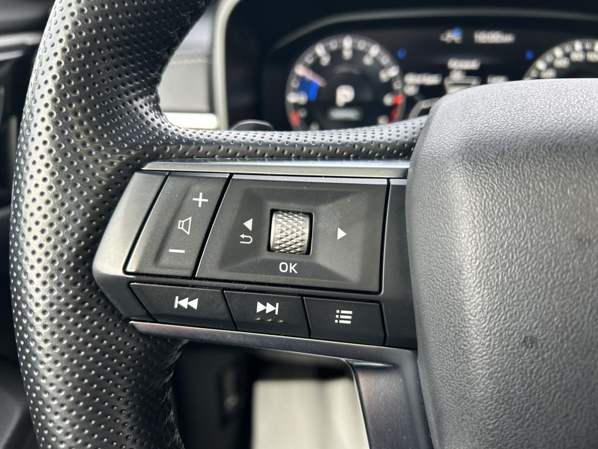 2024 Mitsubishi Outlander - Image 22