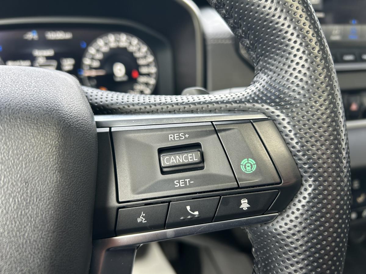 2024 Mitsubishi Outlander - Image 23