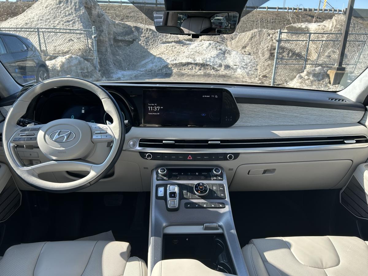 2023 Hyundai Palisade - Image 24