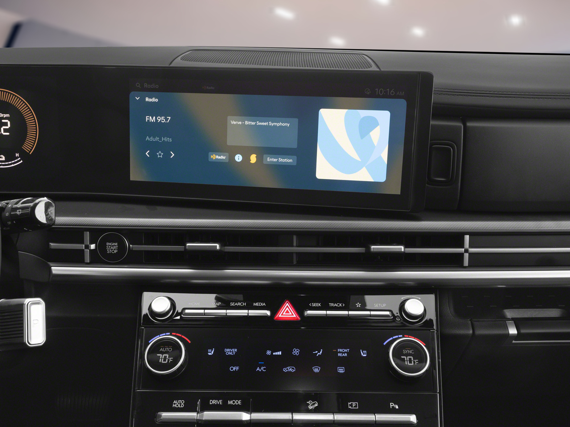 2026 Hyundai Santa Fe Hybrid - Image 6