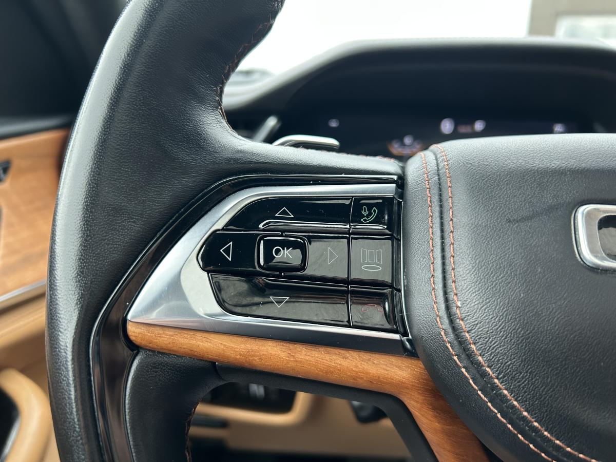 2022 Jeep Grand Cherokee - Image 23