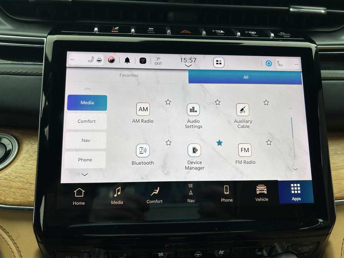 2022 Jeep Grand Cherokee - Image 27