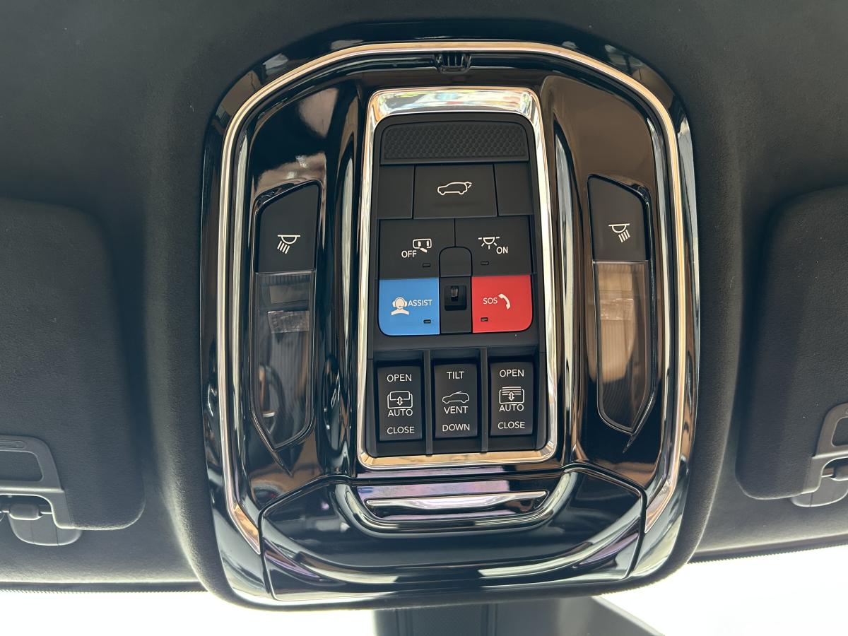 2022 Jeep Grand Cherokee - Image 32