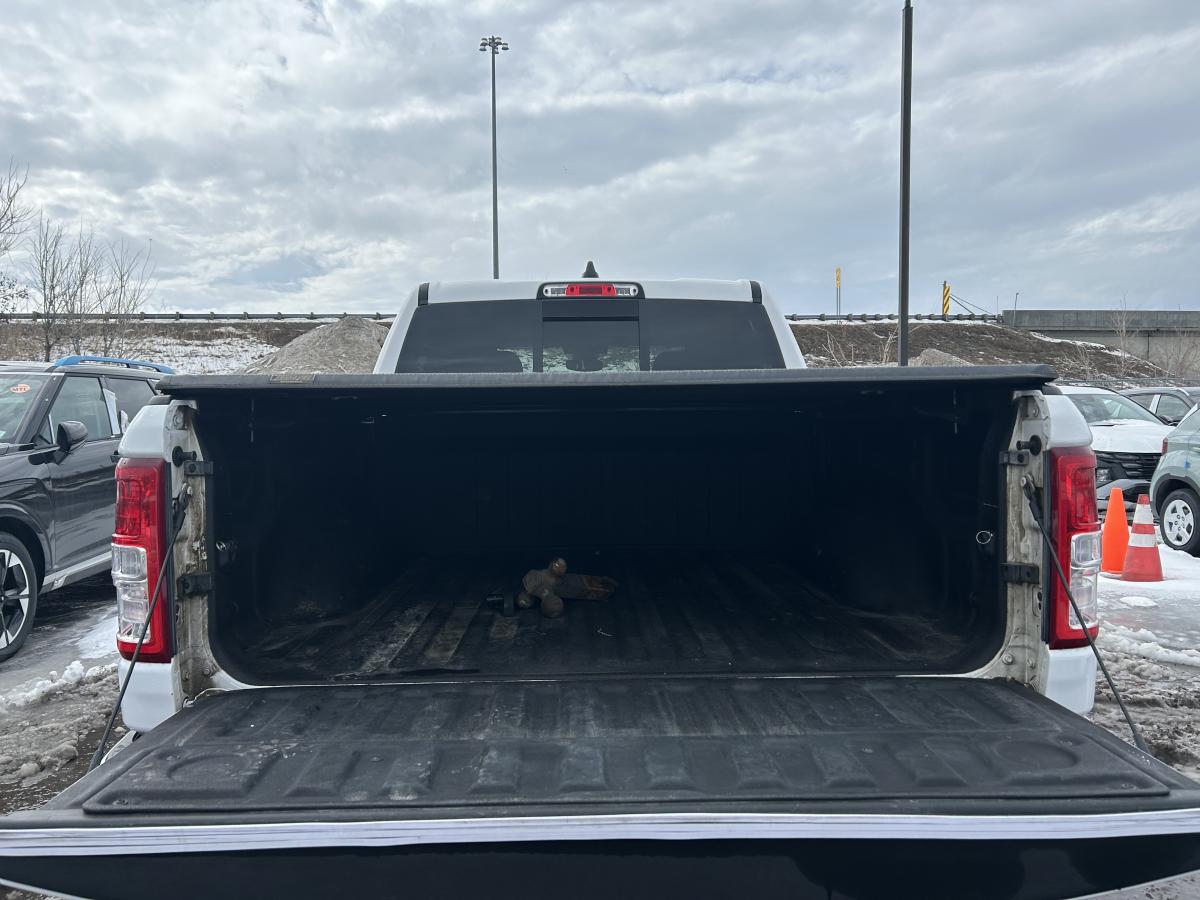 2022 RAM 1500 - Image 16