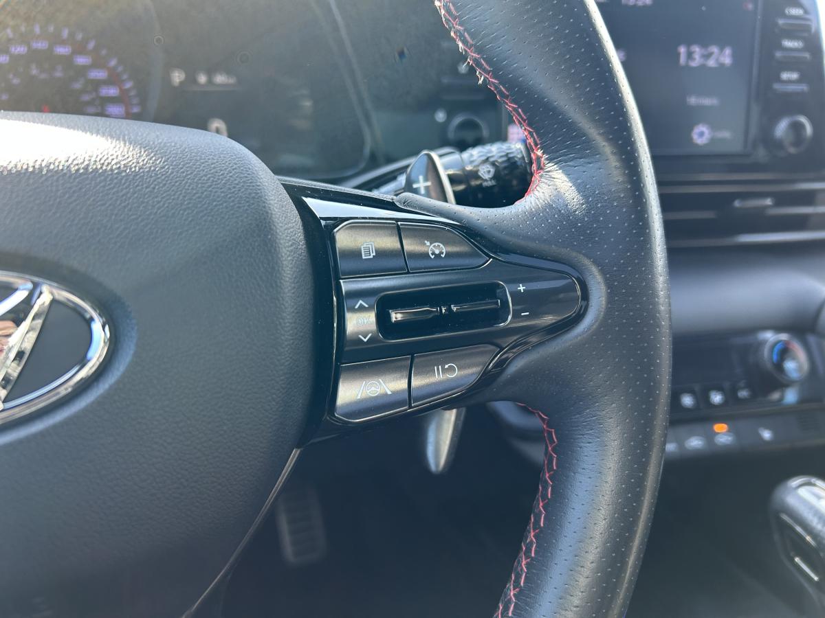 2021 Hyundai Elantra - Image 22