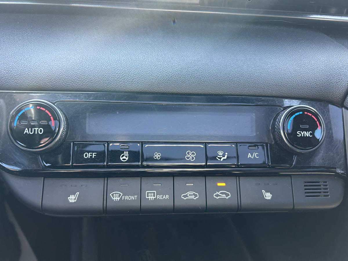 2021 Hyundai Elantra - Image 26