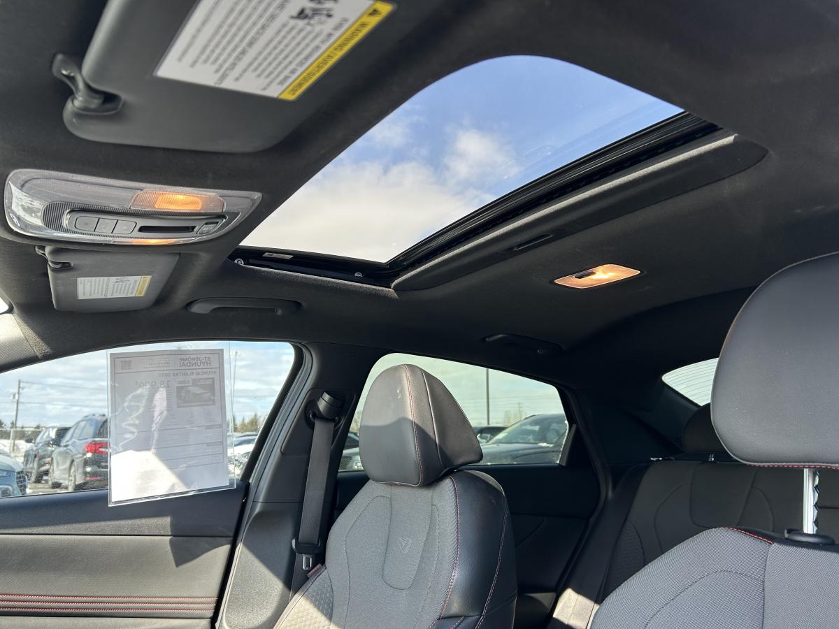 2021 Hyundai Elantra - Image 28