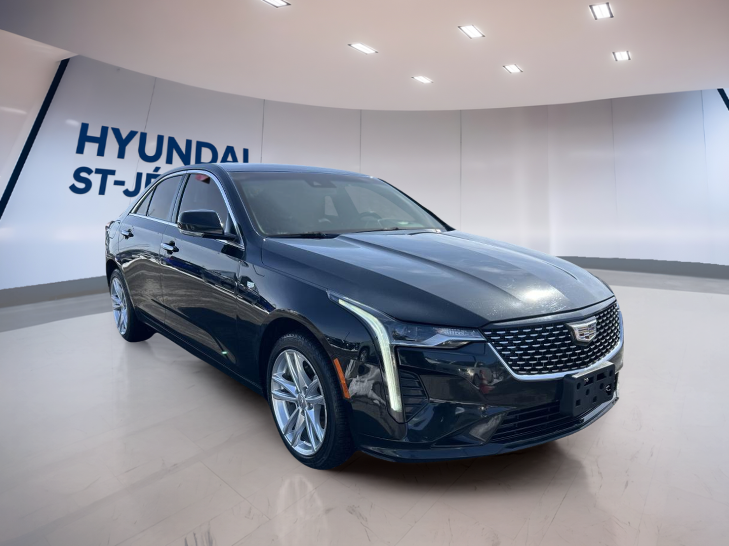 2021 Cadillac CT4 - Image 3
