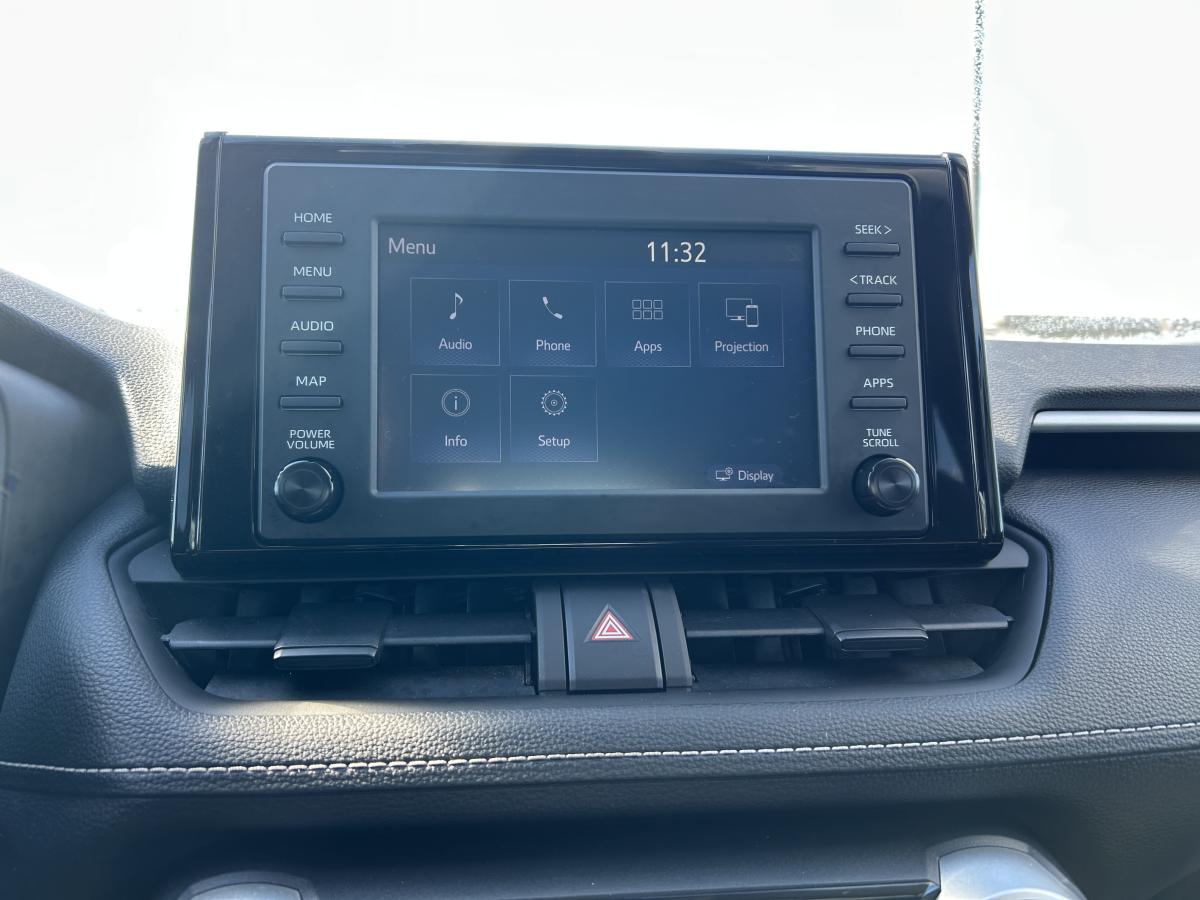 2022 Toyota RAV4 - Image 23