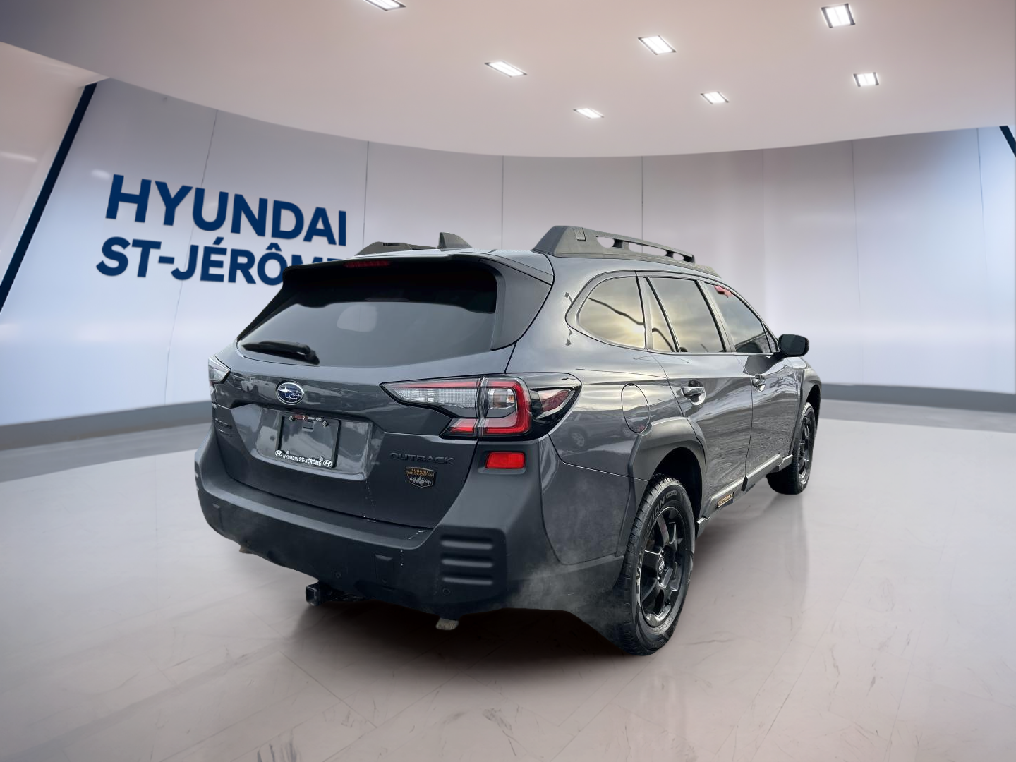 2022 Subaru Outback - Image 5