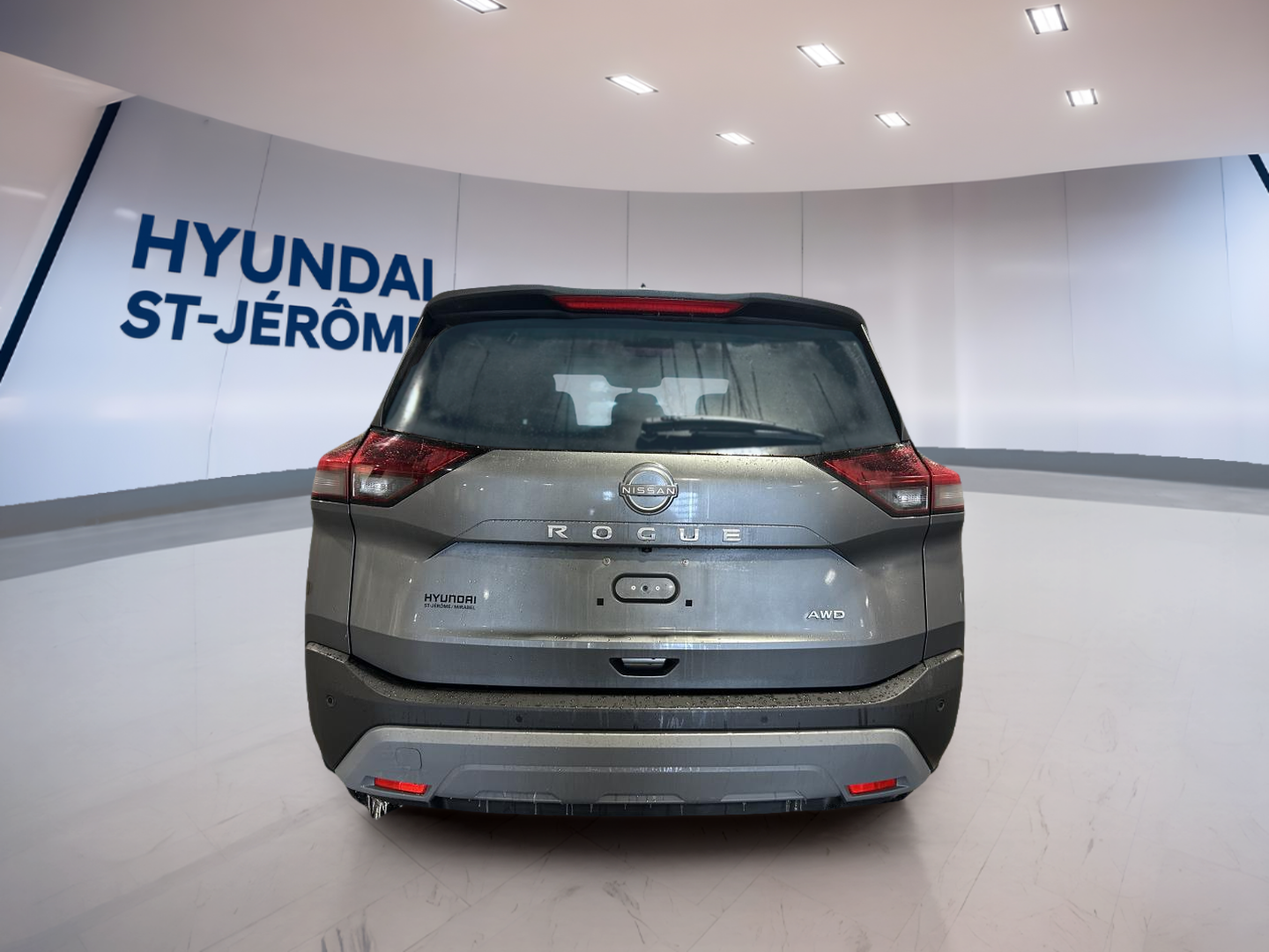 2023 Nissan Rogue - Image 6