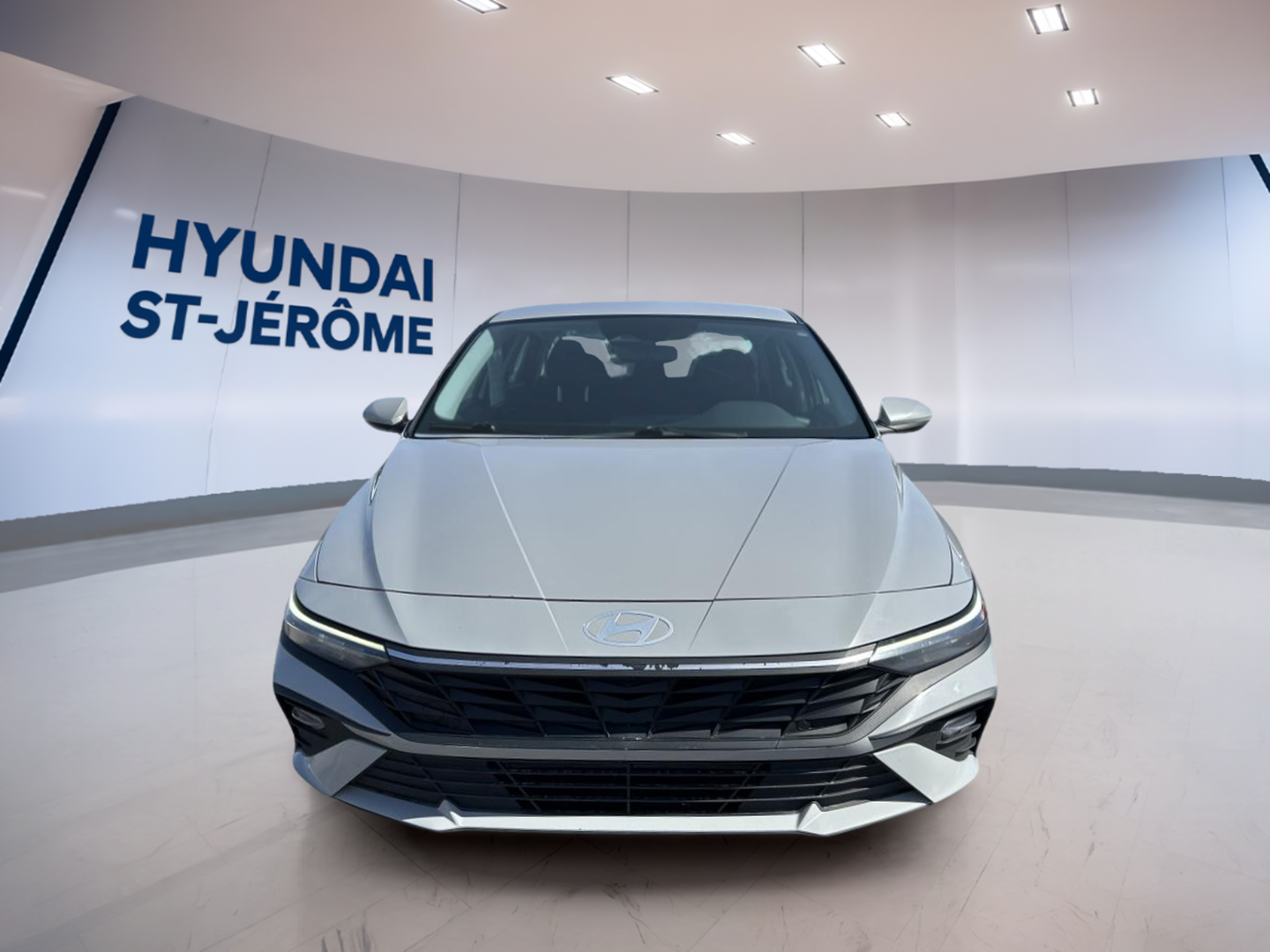 2024 Hyundai Elantra - Image 2