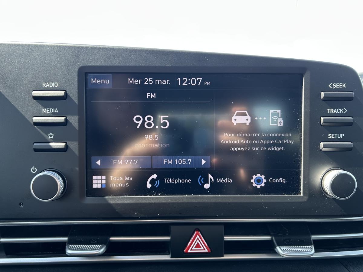 2024 Hyundai Elantra - Image 24