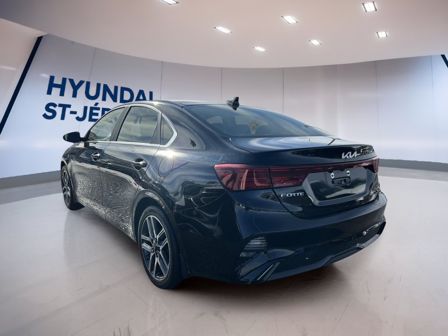 2022 Kia Forte - Image 7