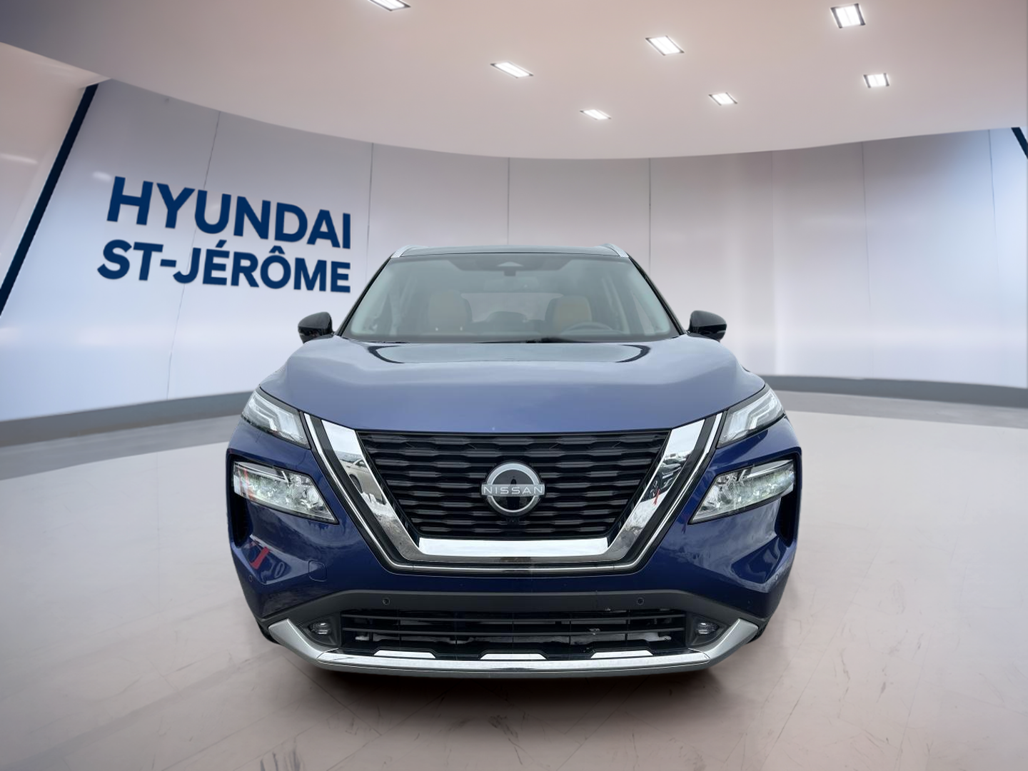 2022 Nissan Rogue - Image 2