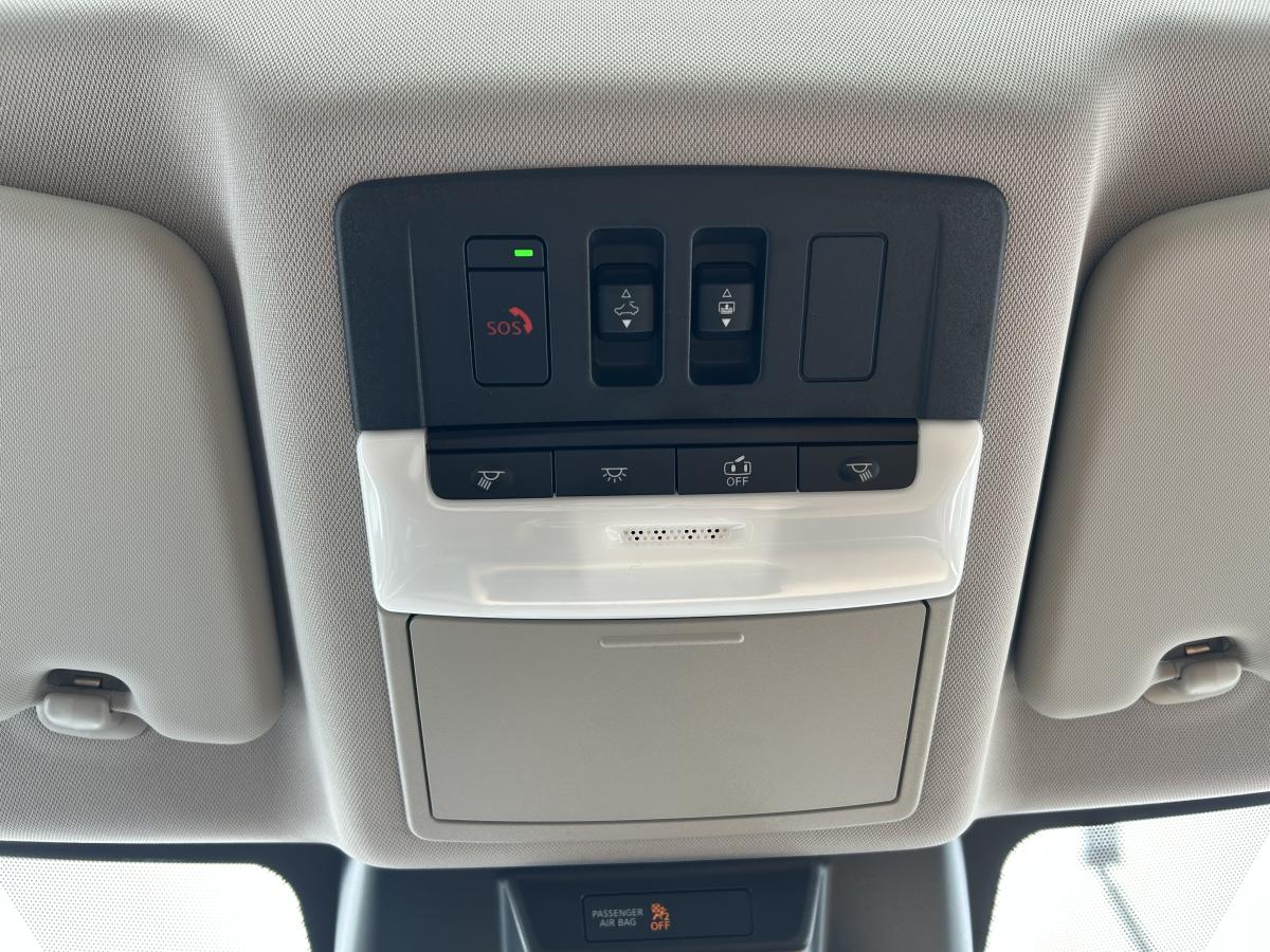 2022 Nissan Rogue - Image 32