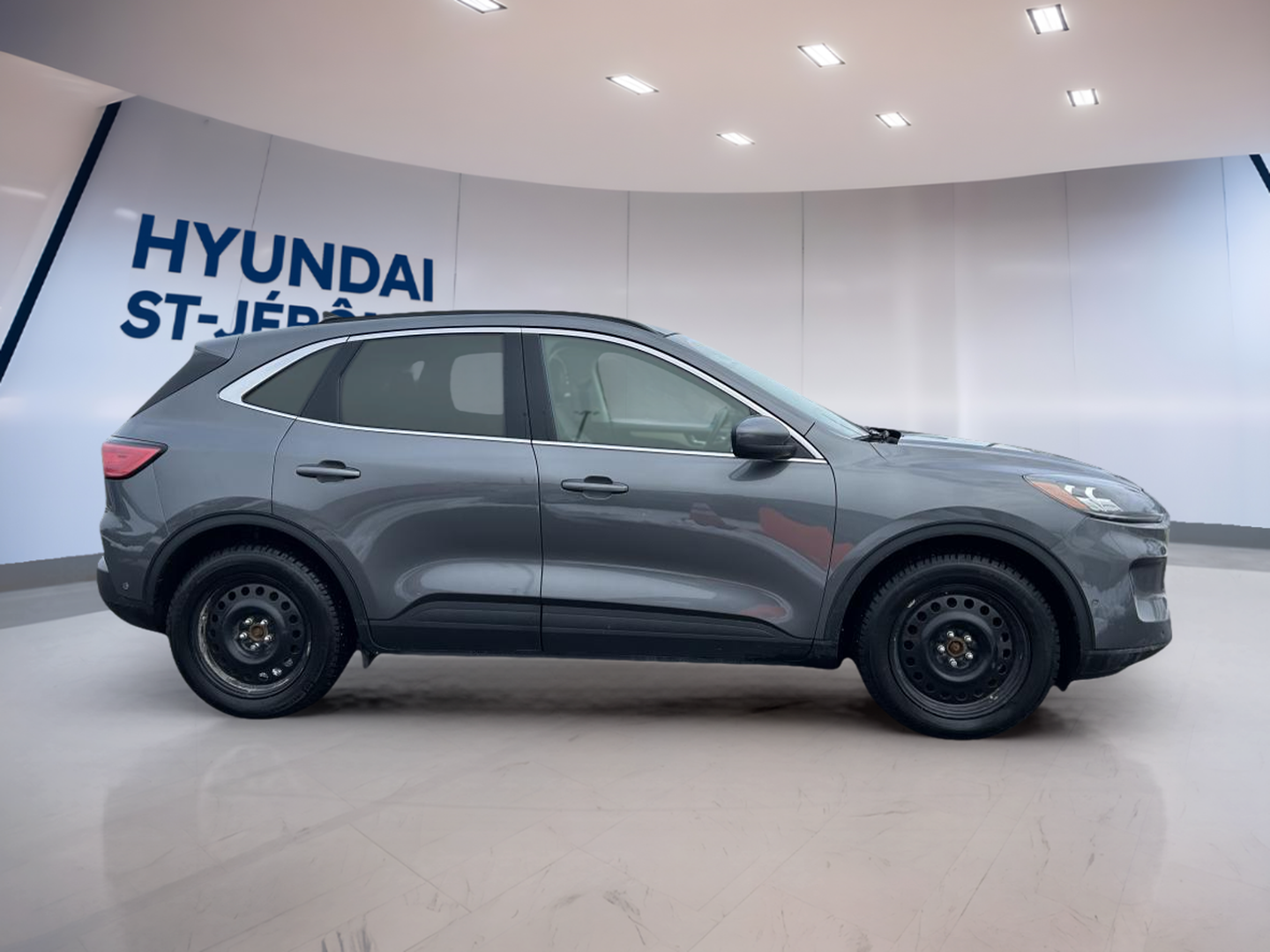 2021 Ford Escape - Image 4