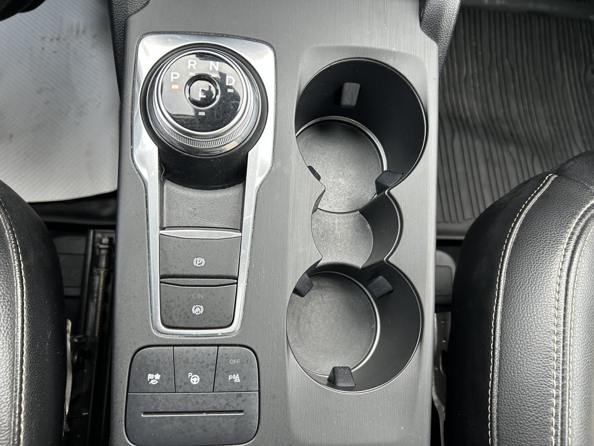 2021 Ford Escape - Image 30