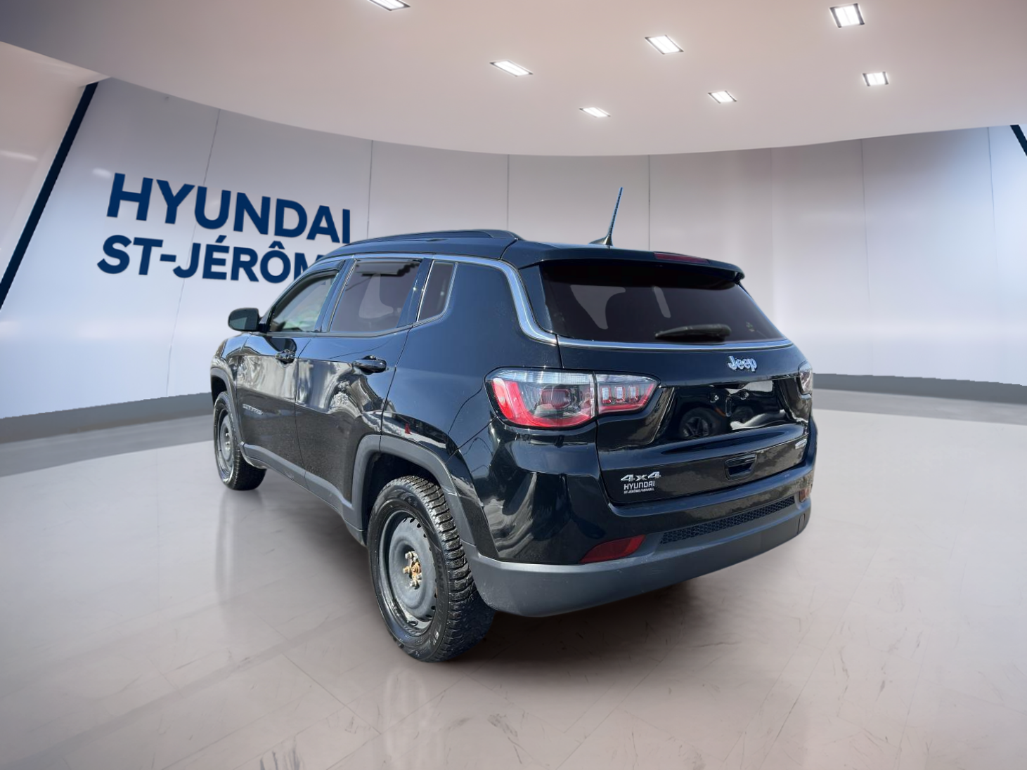 2022 Jeep Compass - Image 7