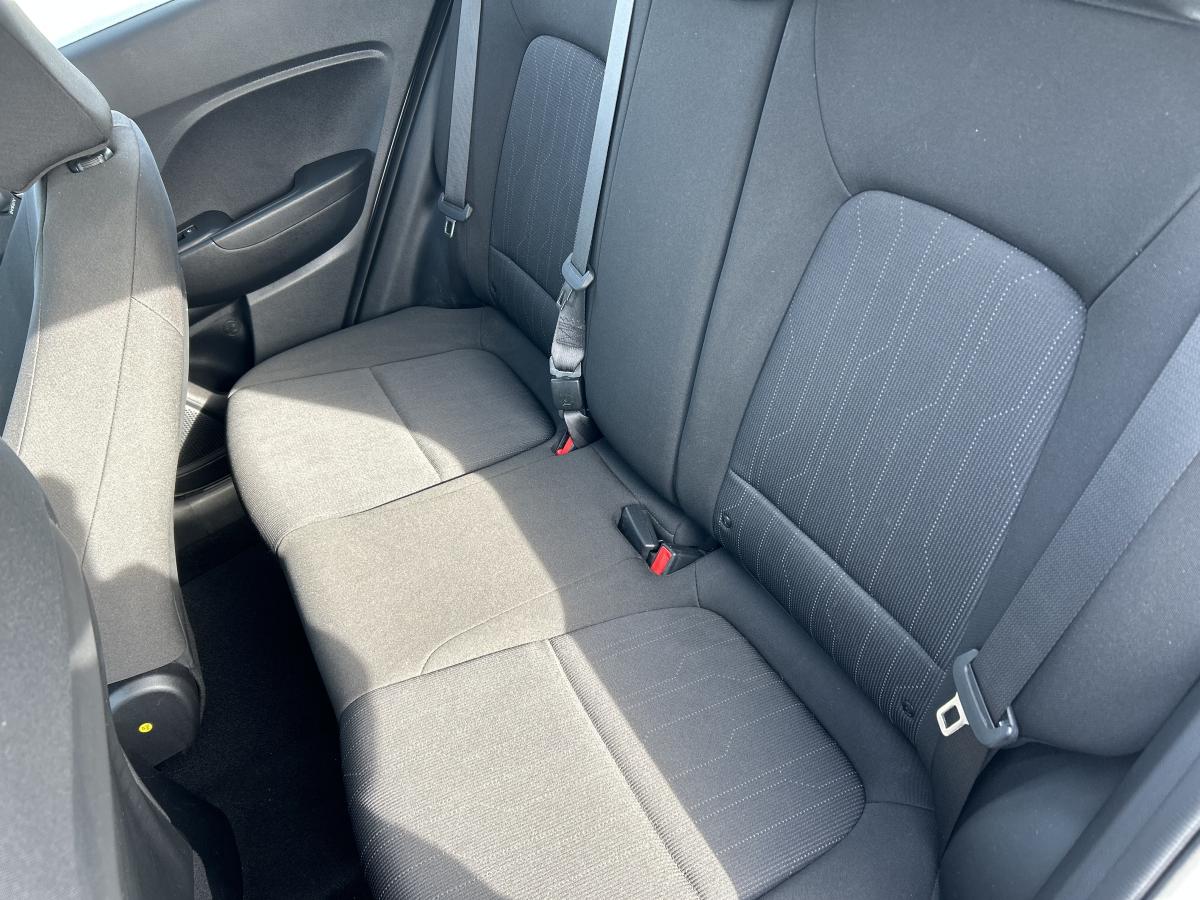 2021 Hyundai Venue - Image 14