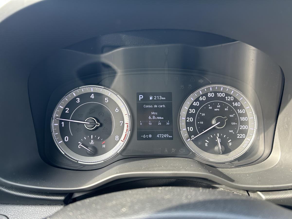 2021 Hyundai Venue - Image 21