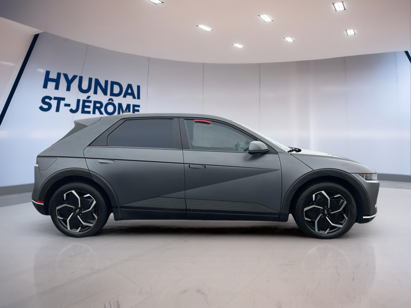 2023 Hyundai IONIQ 5 - Image 4
