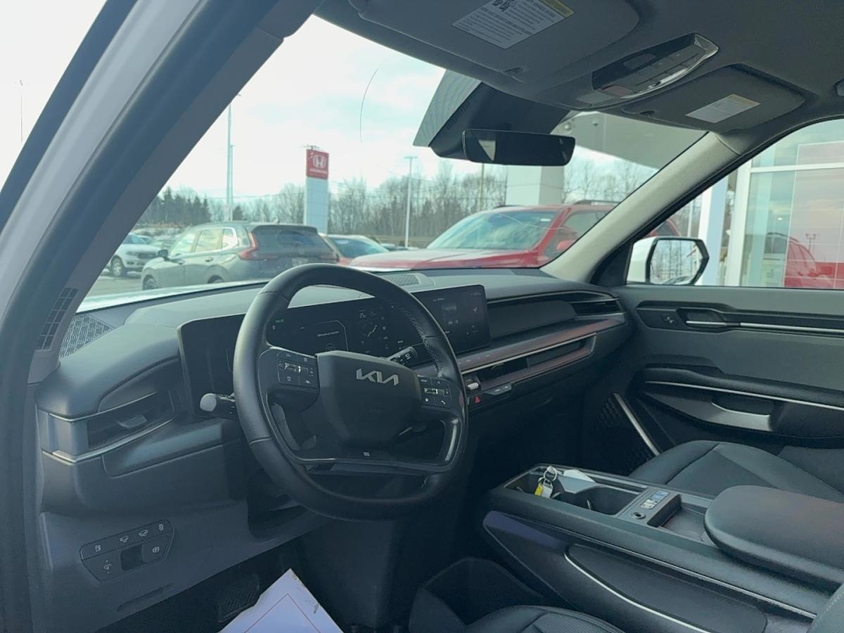 2024 Kia EV9 - Image 11