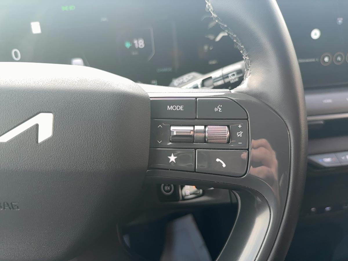 2024 Kia EV9 - Image 14