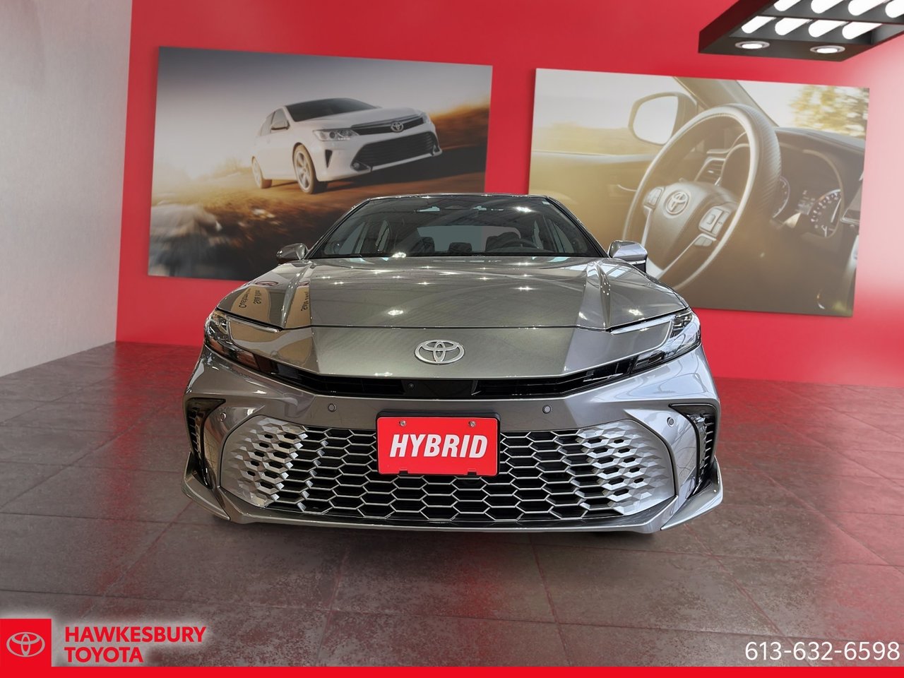 2025 Toyota Camry Hybrid - Image 3