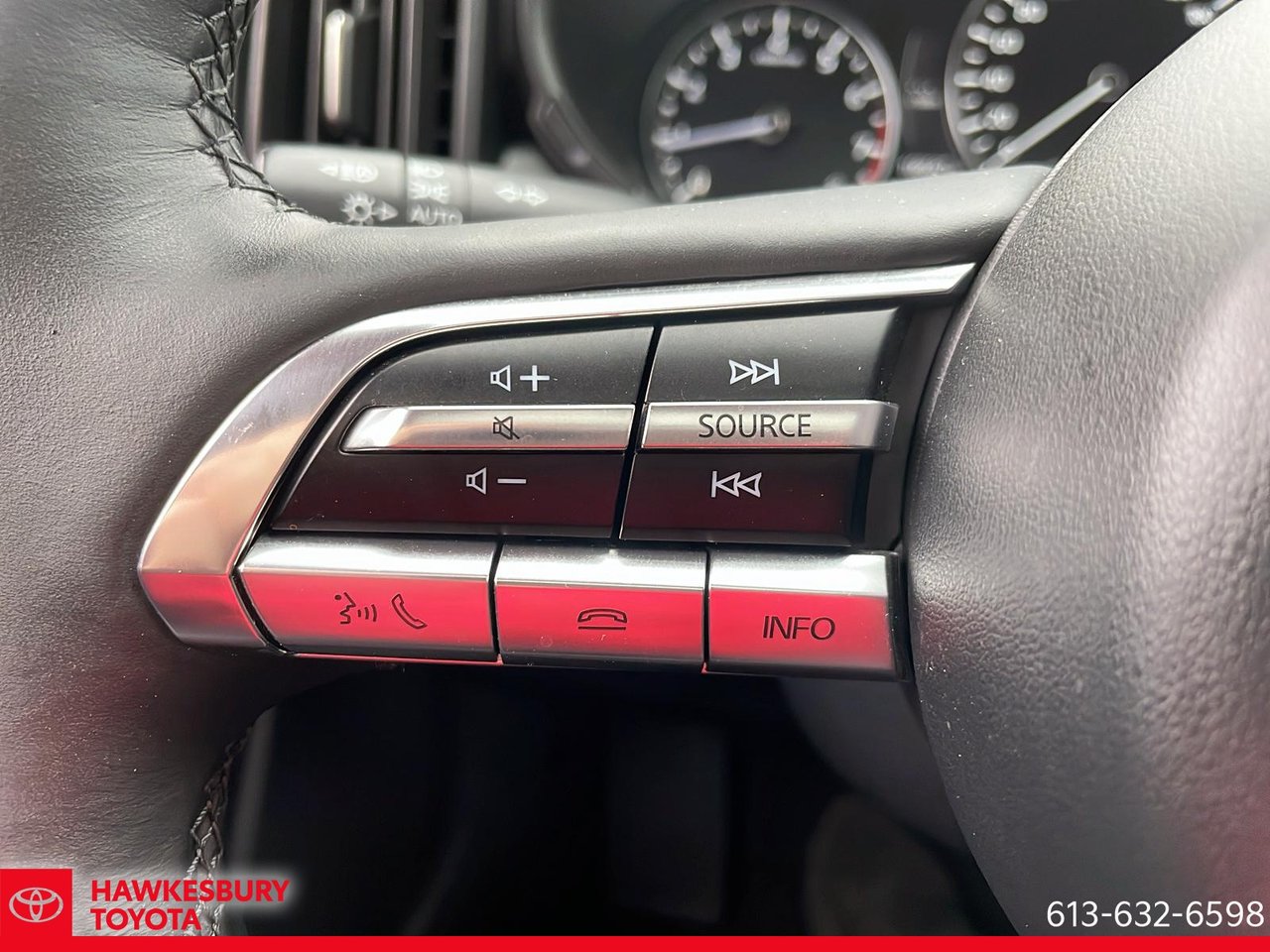 2023 Mazda CX-50 - Image 22