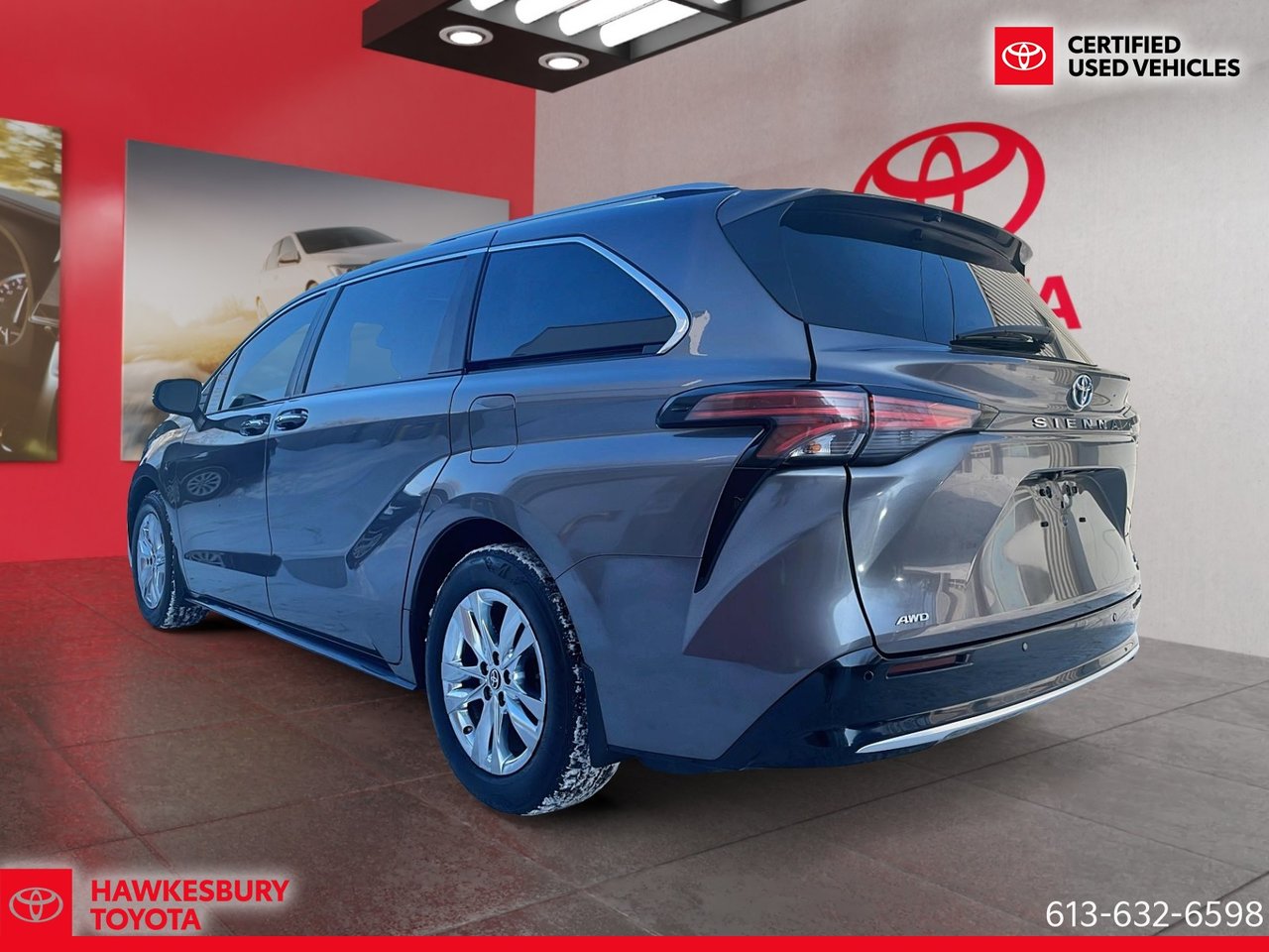 2024 Toyota Sienna - Image 5